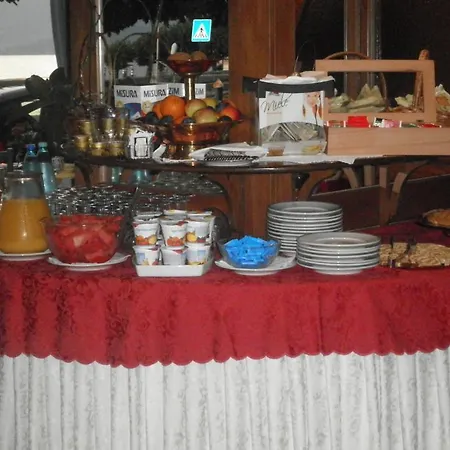 酒店 Sempione 斯特雷萨