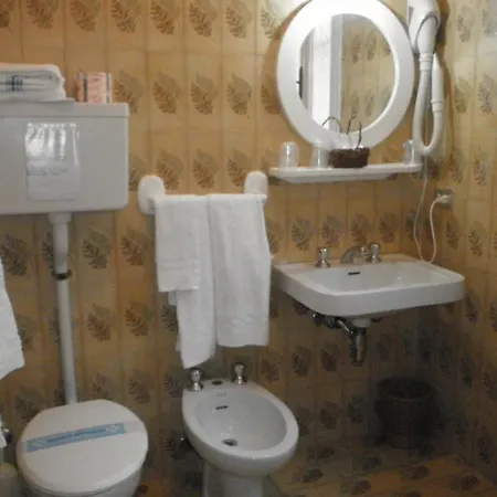 Sempione 2* 斯特雷萨